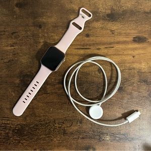 Apple Watch SE (GPS) 32GB 44mm